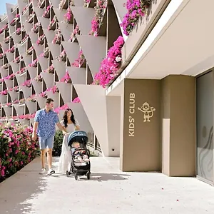 https://grand-velas-los-cabos.cabosanlucashotelsmexico.com
