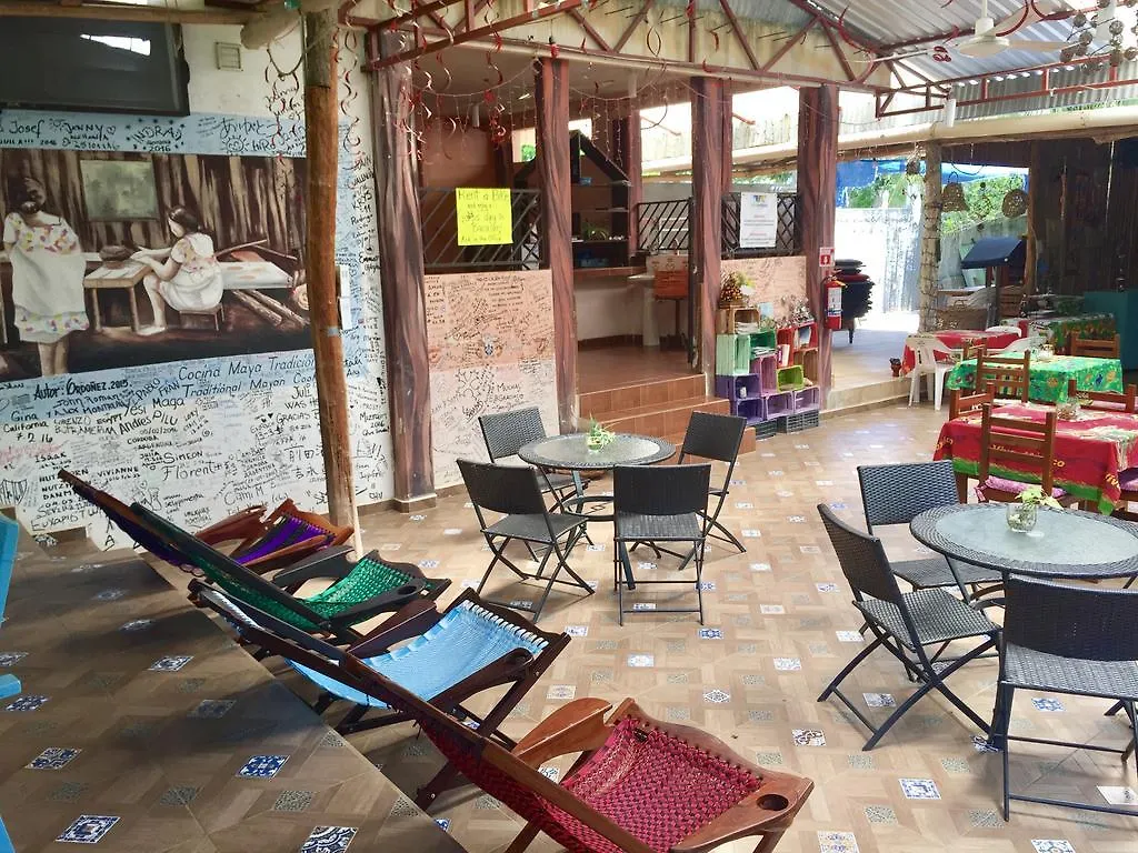 Yaxche Centro Hostal Y Camping باكالار بيت شباب